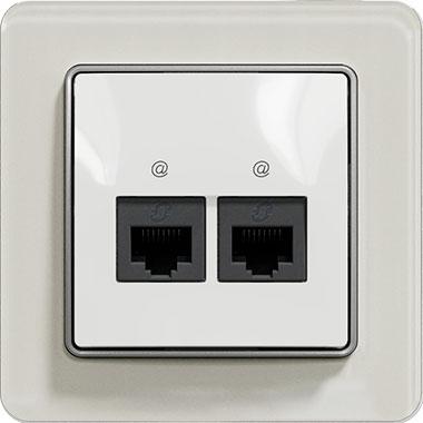 Sedna data socket (white insert, white glossy frame)